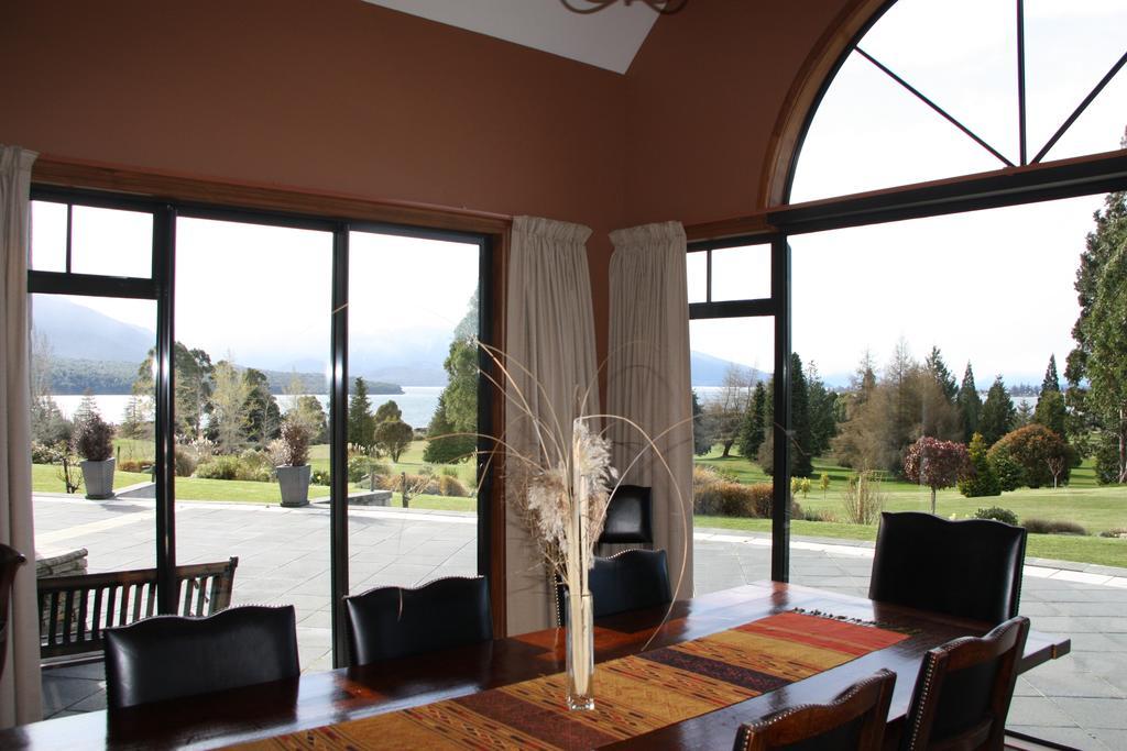 Dock Bay Lodge Te Anau Exterior photo
