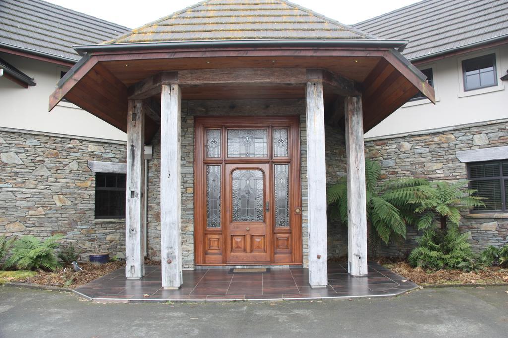 Dock Bay Lodge Te Anau Exterior photo